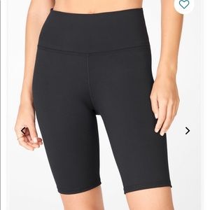 MAKE AN OFFER! NWT - Fabletics Powerhold Shorts